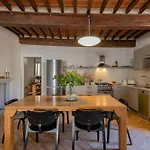 Palei Apartment *