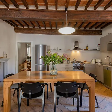 Palei Apartment *