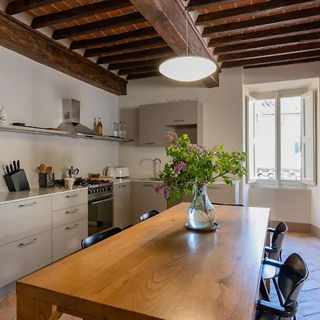 Palei Apartment *
