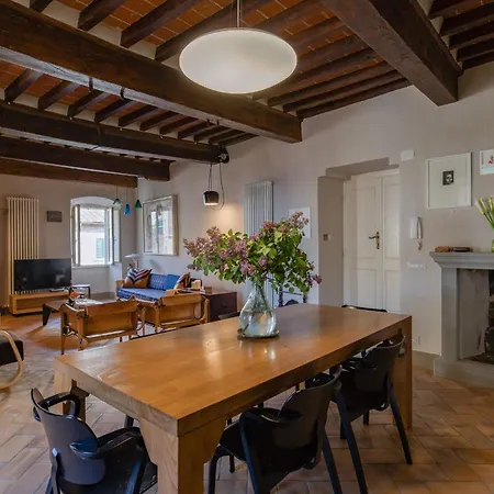 Apartment Palei Cortona